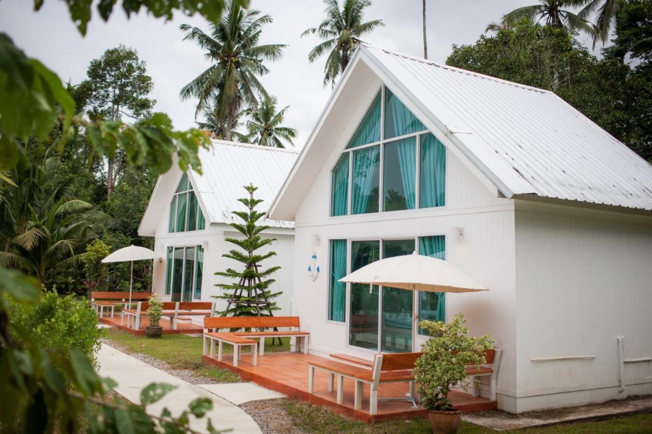 Thirty Tree Garden House Hostel Chumphon Ngoại thất bức ảnh